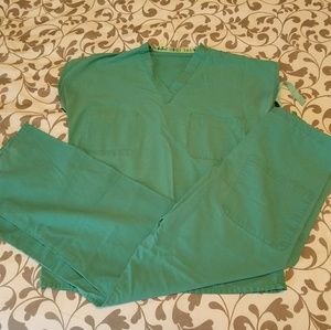 Set of XS Unisex Green Scrubs